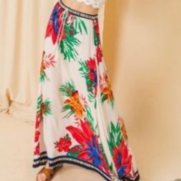Free Market Tropical Maxi Skirt - Picture 7 of 13